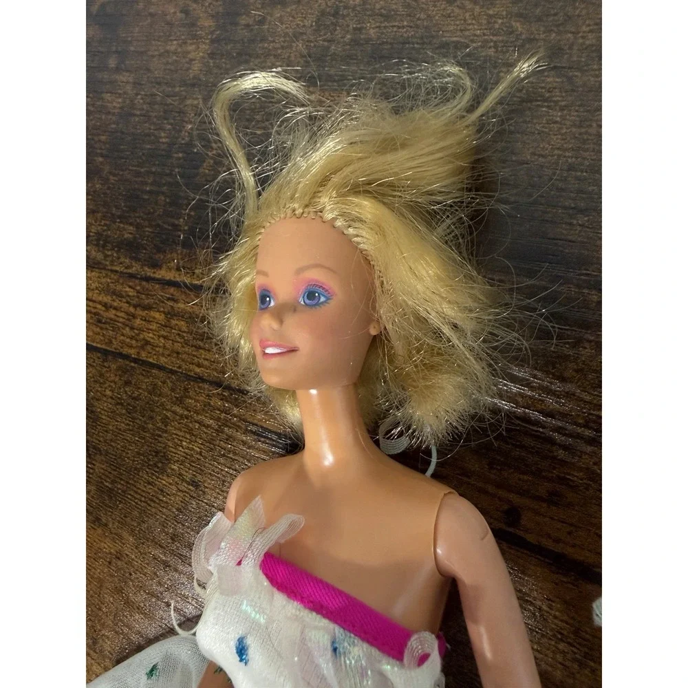Vintage Mattel Barbie And The Rockers doll and  2688 outfit HTF